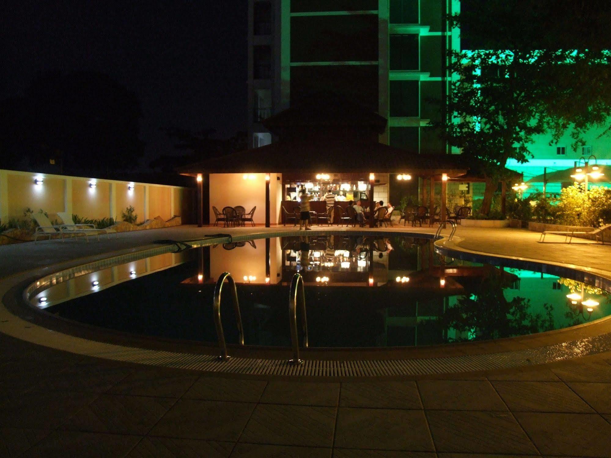 G.S Plaza Hotel Akkra Exterior foto