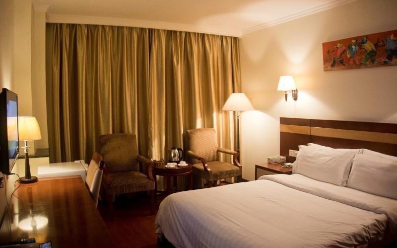 G.S Plaza Hotel Akkra Exterior foto